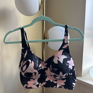 Victorias Secret Lightweight Sports Bra 36C